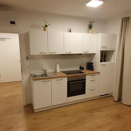 Weingut & Lenhard * Langaberg