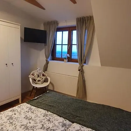 Weingut & Lenhard Langaberg